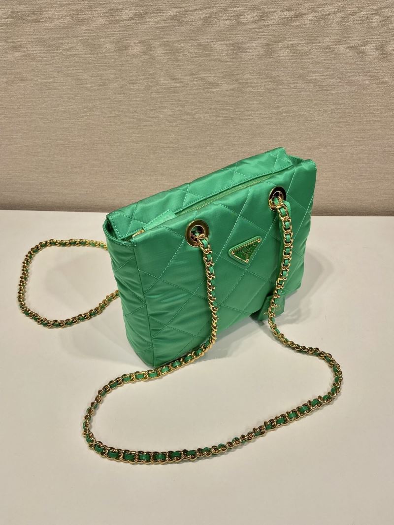 Pra*a tote bags